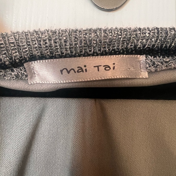 Chic silver and black sparkling striped sweater dress! - Picture 5 of 7